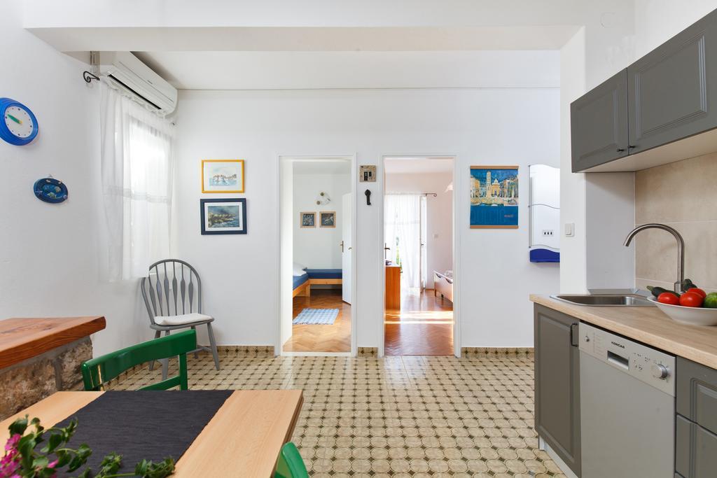Apartment Dubica Hvar Town Exterior photo