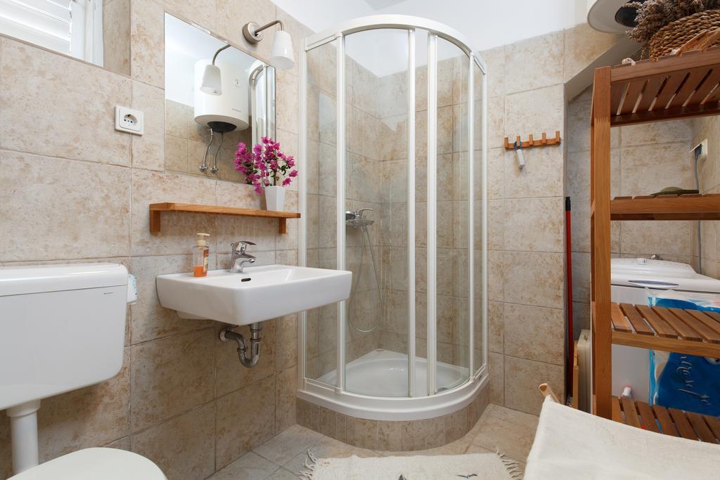 Apartment Dubica Hvar Town Exterior photo